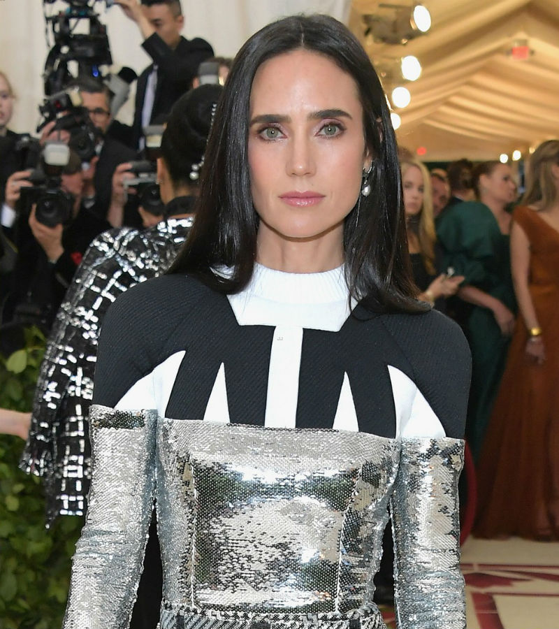 According to animator Mark Henn, he saw an incredibly beautiful young girl with long blueish-black hair in Disneyland and decided she’d make a perfect Jasmine. But there was also a second model – a young actress who goes by the name of Jennifer Connelly.